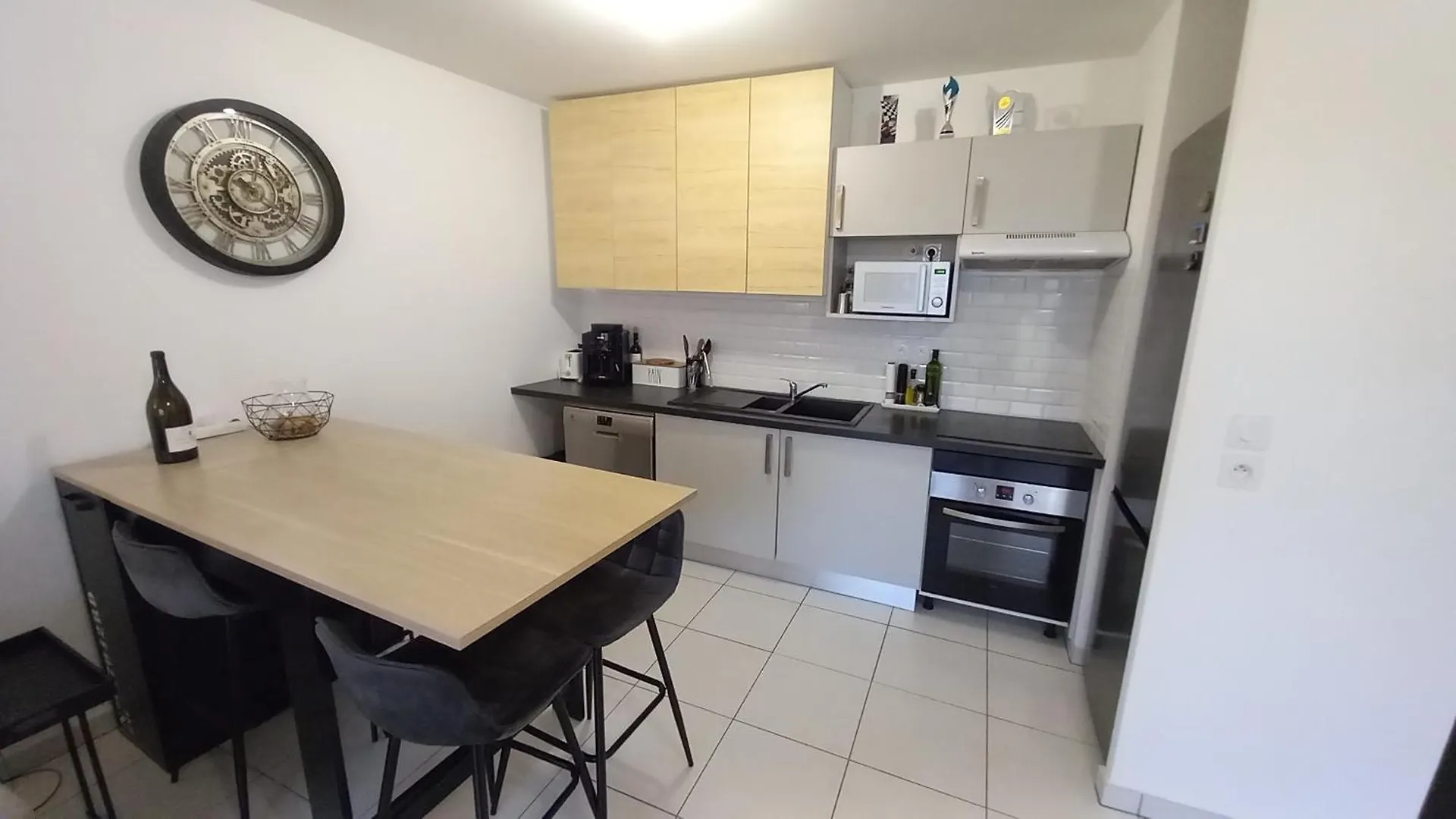 Le Barbusse Lyon-T3-Garage-Terrasse-3 Lits-Home Cinema Pierre-Bénite