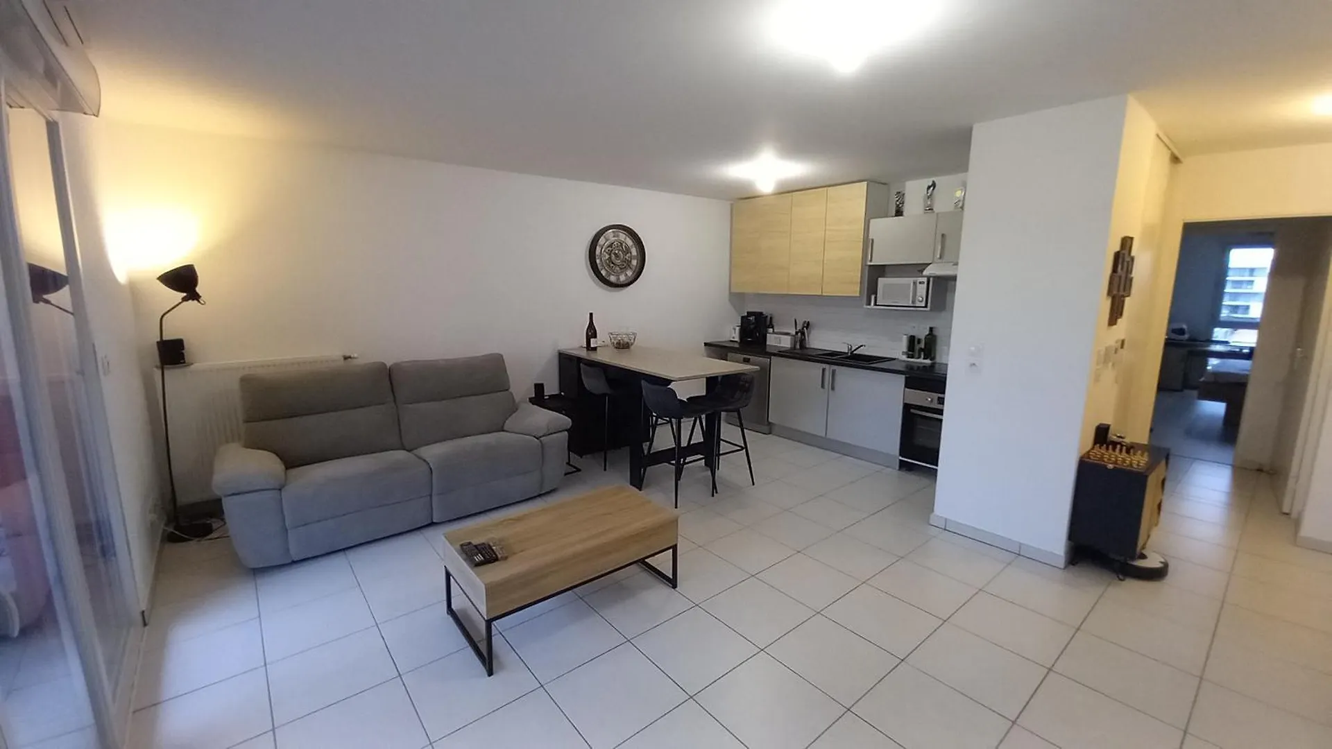 Le Barbusse Lyon-T3-Garage-Terrasse-3 Lits-Home Cinema Pierre-Bénite France